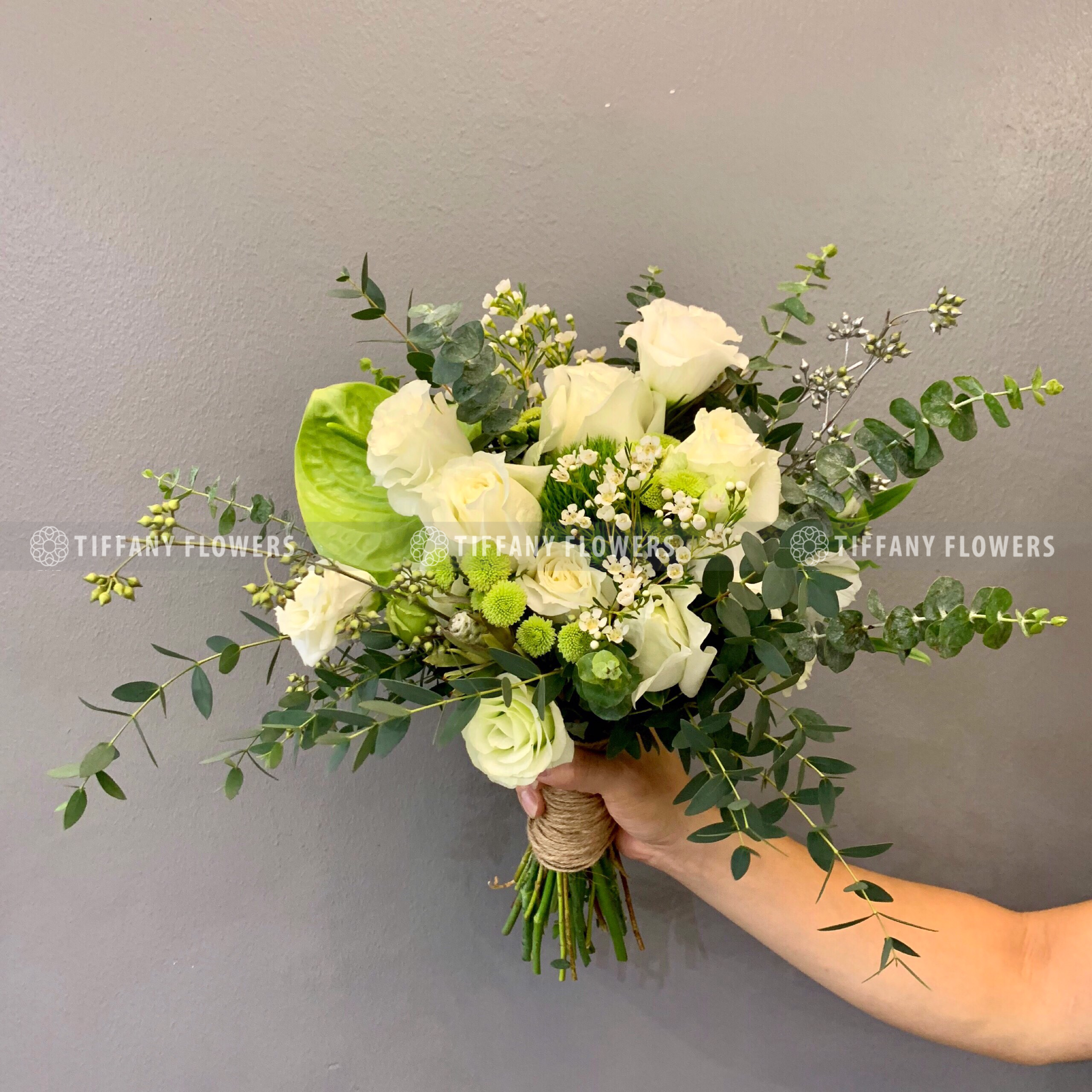 Bó hoa tay cô dâu Whiten – T65