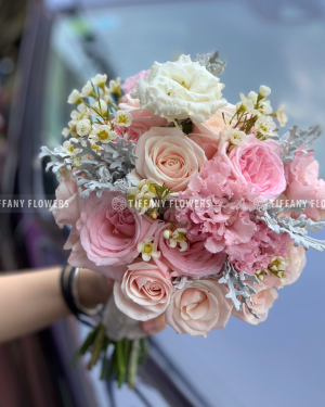 Bó hoa tay cô dâu Loving – T57